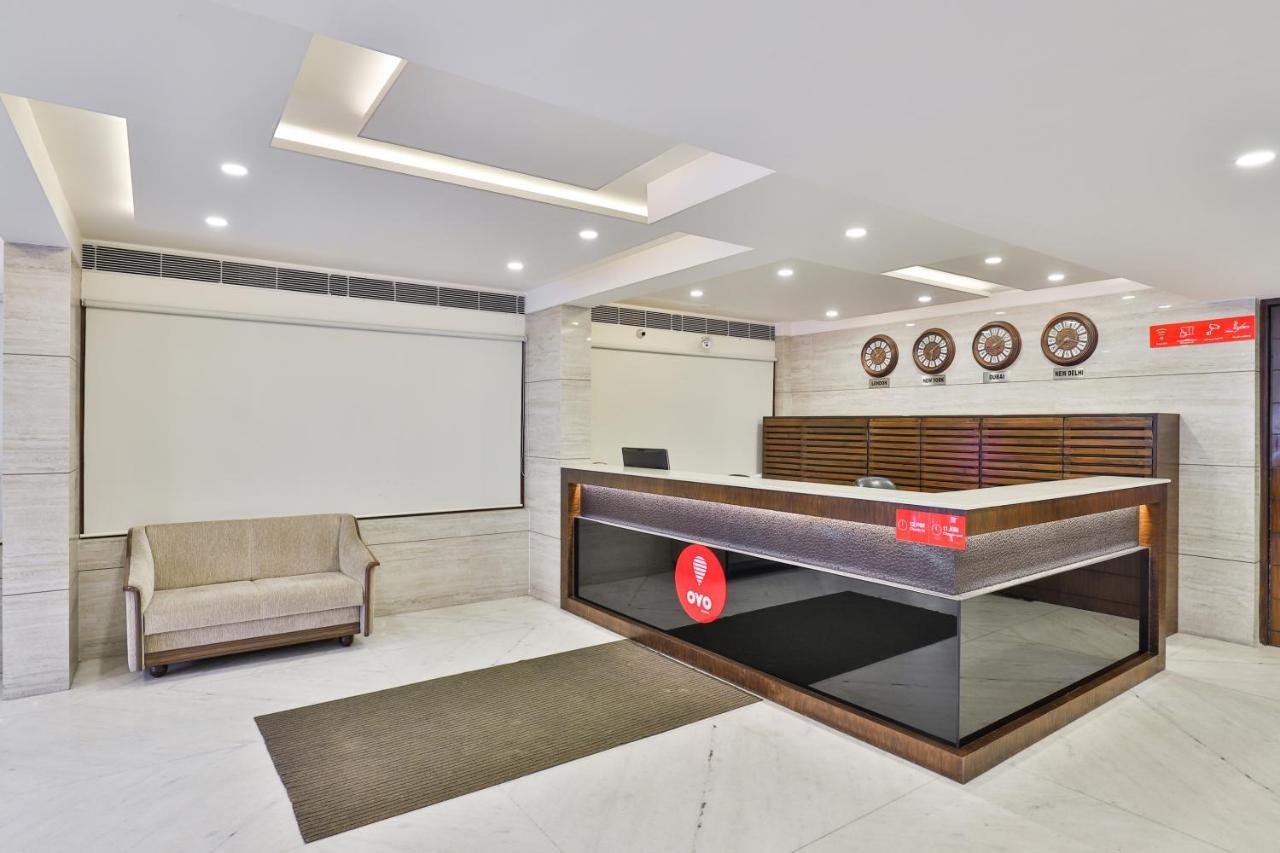 Oyo 2351 Hotel Golden Plaza Ahmedabad Ngoại thất bức ảnh